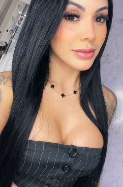 Ana Júlia - Acompanhante Virtual